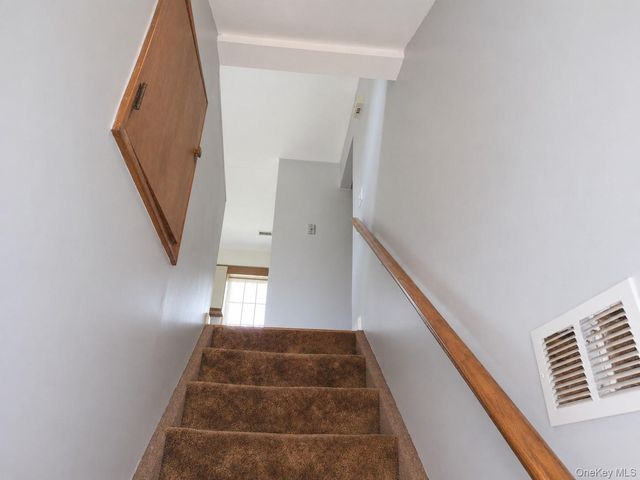 19 West Street, Middle Island, NY 11953