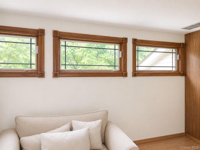 19 West Street, Middle Island, NY 11953