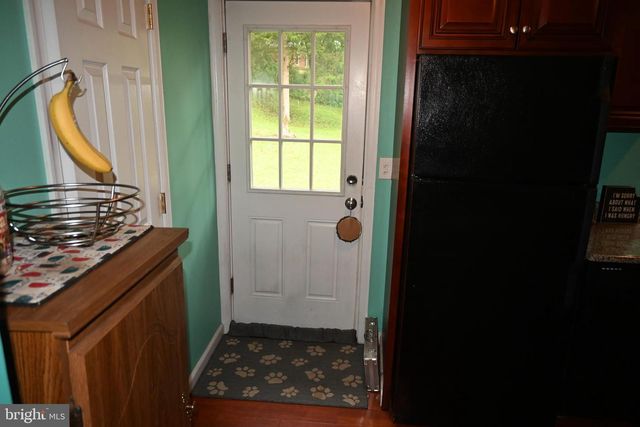 209 W MARKET ST, Perkasie, PA 18944