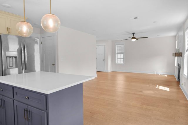 393 Frontier Drive, Clarksville, TN 37043