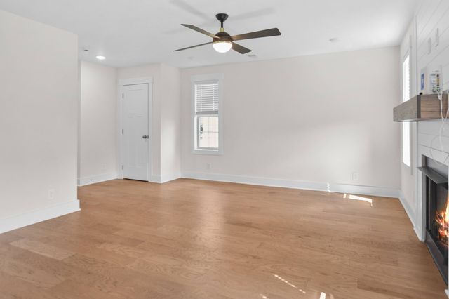 393 Frontier Drive, Clarksville, TN 37043
