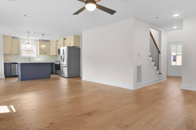 393 Frontier Drive, Clarksville, TN 37043