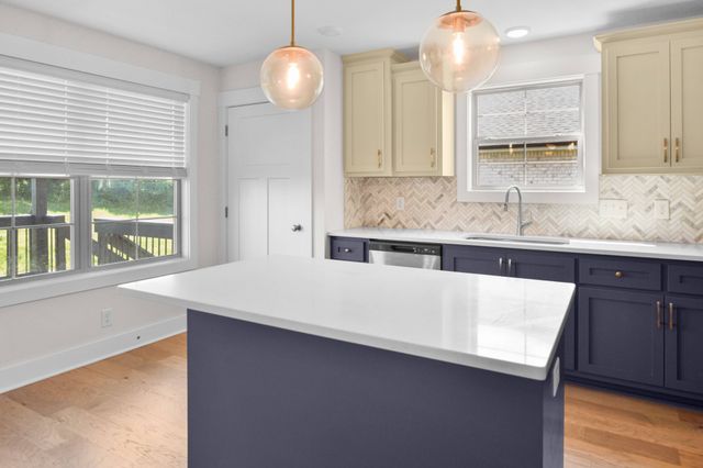 393 Frontier Drive, Clarksville, TN 37043