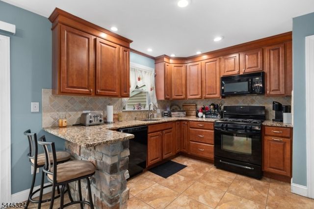 138 William St, Little Falls Twp., NJ 07424