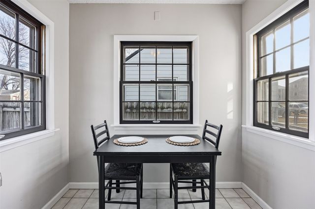 152 37th Street NE, Cedar Rapids, IA 52402