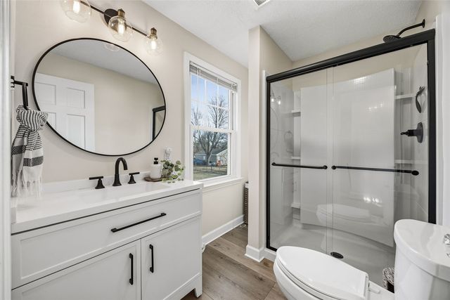 152 37th Street NE, Cedar Rapids, IA 52402