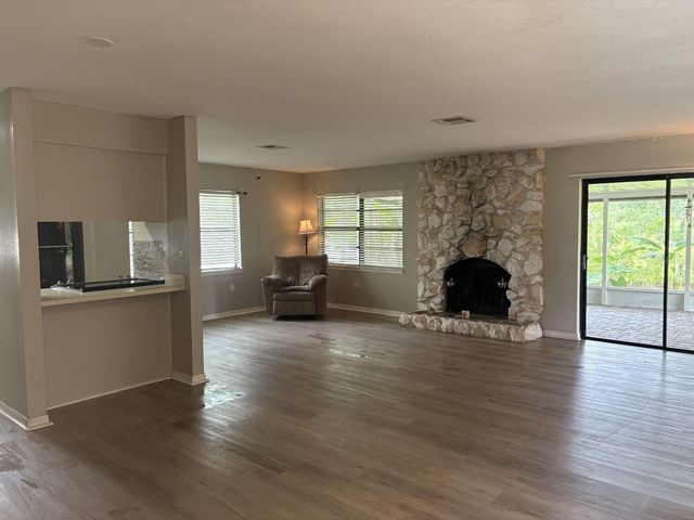 2123 WOODBURN LOOP S, Lakeland, FL 33813