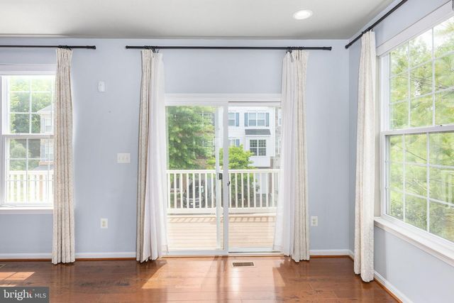 9113 JEFFERSON CT, Manassas Park, VA 20111