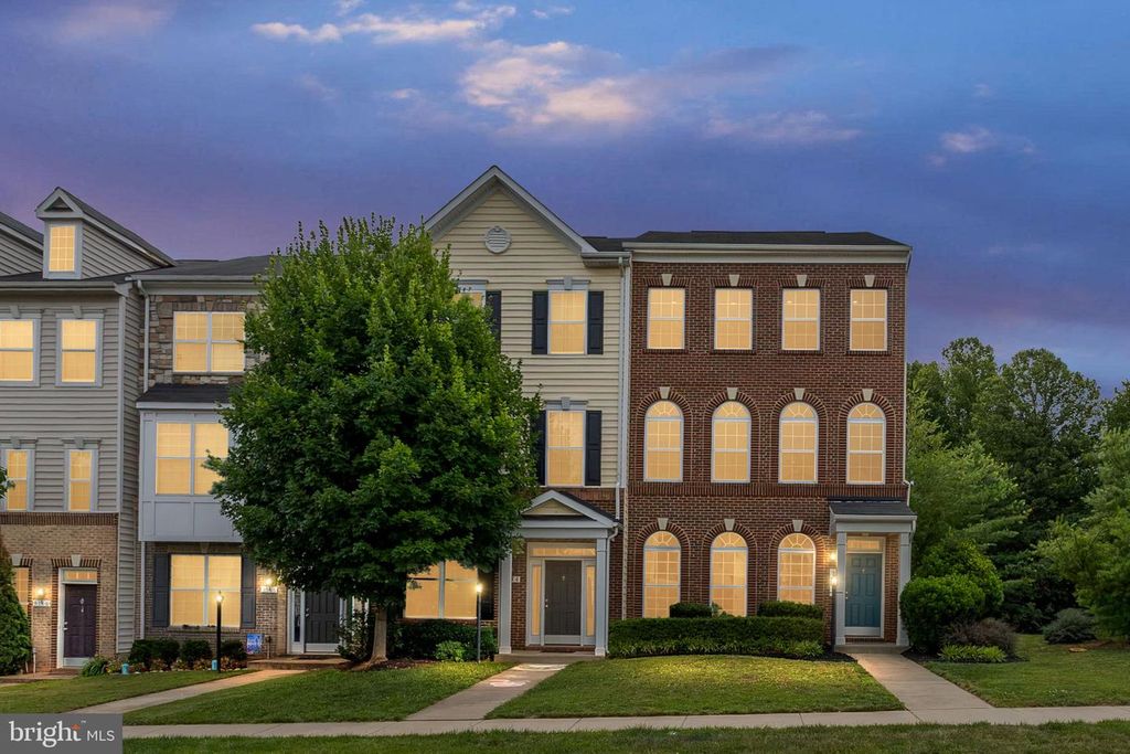 9113 JEFFERSON CT, Manassas Park, VA 20111
