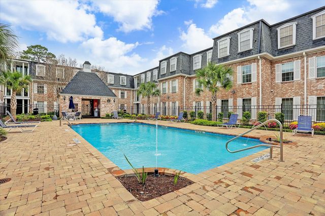 357 N Post Oak Lane 203, Houston, TX 77024