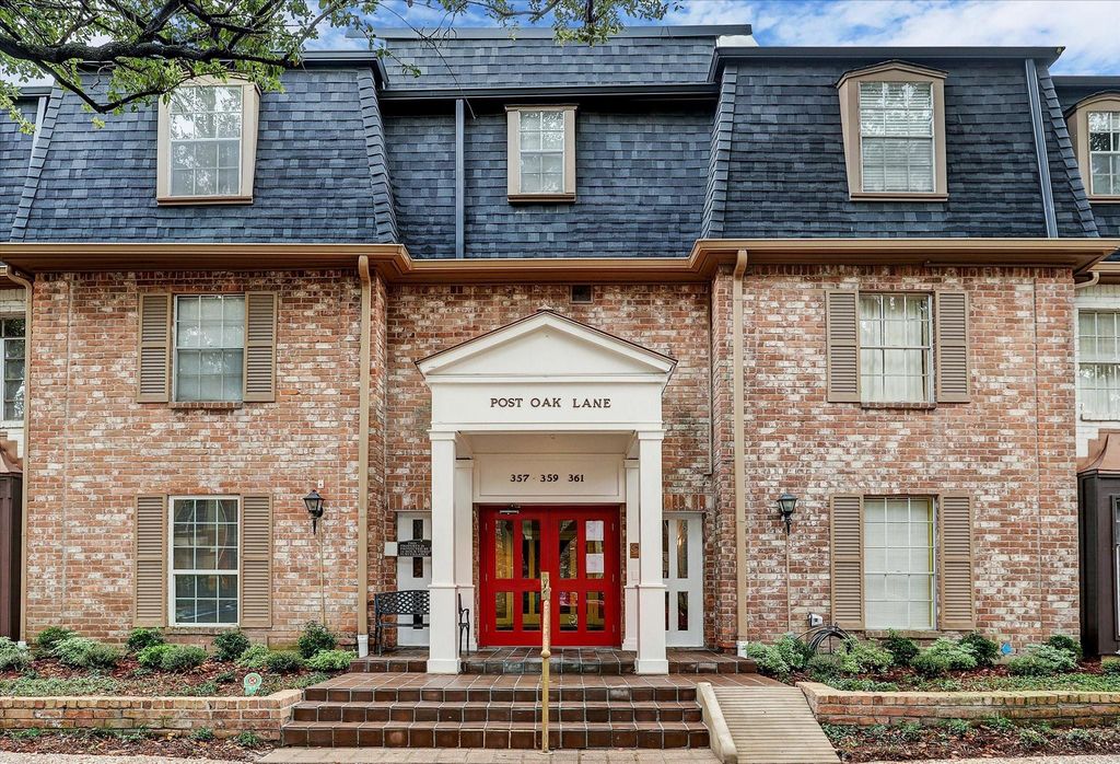 357 N Post Oak Lane 203, Houston, TX 77024