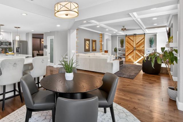 324 Gailes Ct, Roseville, CA 95747