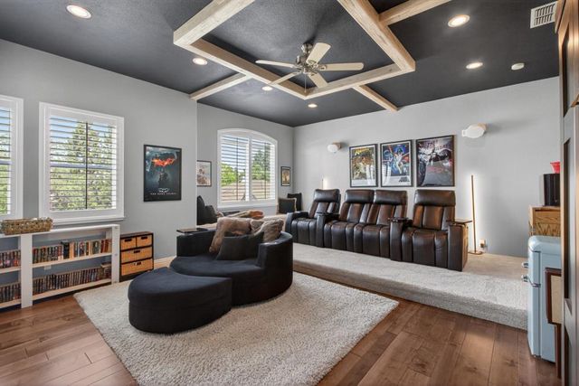 324 Gailes Ct, Roseville, CA 95747