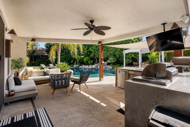 324 Gailes Ct, Roseville, CA 95747