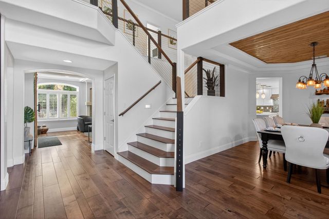 324 Gailes Ct, Roseville, CA 95747