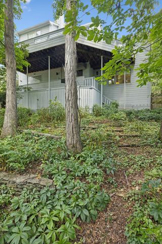 533 Harpeth Trace Dr, Nashville, TN 37221
