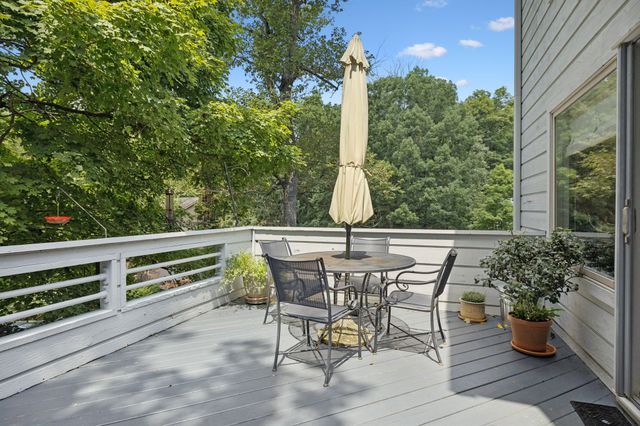 533 Harpeth Trace Dr, Nashville, TN 37221
