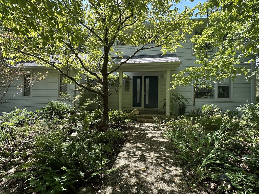 533 Harpeth Trace Dr, Nashville, TN 37221