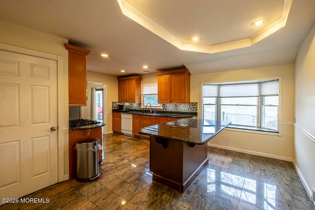 614 Dow Avenue, Oakhurst, NJ 07755