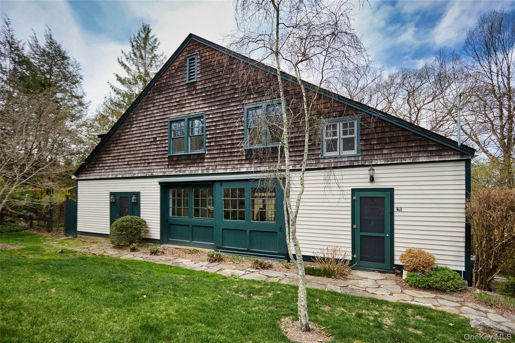 76 Clubhouse Road, Tuxedo Park, NY 10987