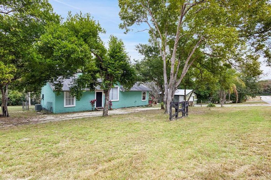 22162 BIRR COURT, Mount Dora, FL 32757