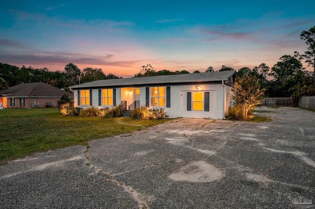 5630 Balderas Ave, Pensacola, FL 32507