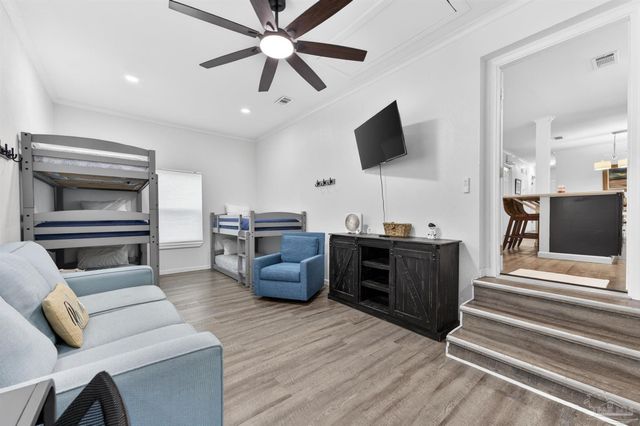 5630 Balderas Ave, Pensacola, FL 32507