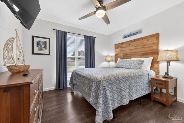 5630 Balderas Ave, Pensacola, FL 32507