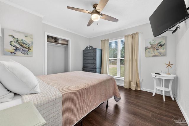 5630 Balderas Ave, Pensacola, FL 32507