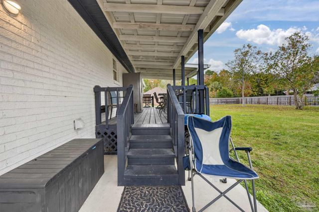 5630 Balderas Ave, Pensacola, FL 32507