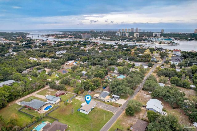 5630 Balderas Ave, Pensacola, FL 32507