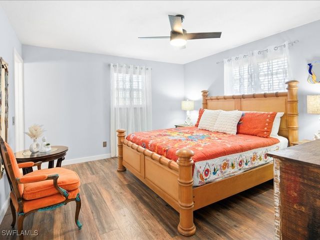 2469 Florida AVE, Naples, FL 34112