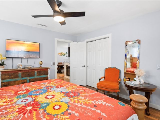 2469 Florida AVE, Naples, FL 34112