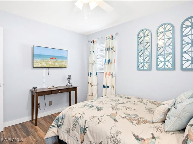 2469 Florida AVE, Naples, FL 34112