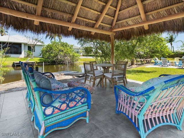 2469 Florida AVE, Naples, FL 34112