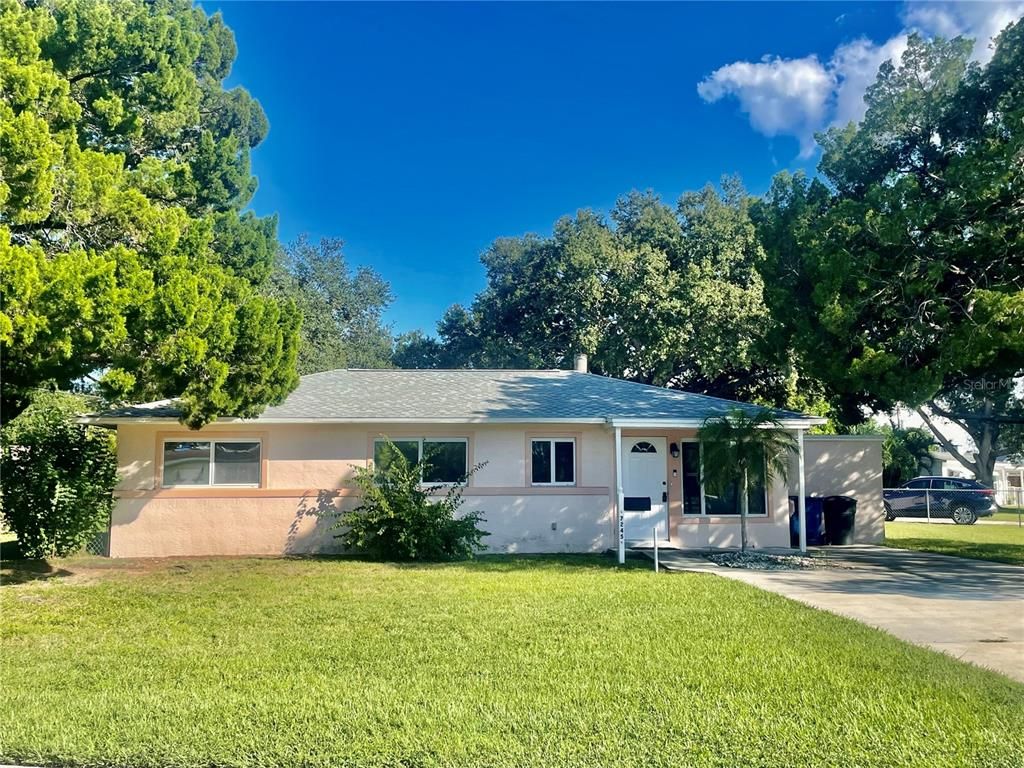 7245 ONYX DRIVE N, St Petersburg, FL 33702