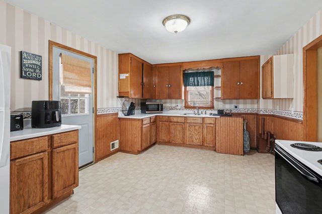 1817 15th Street, Bay City, MI 48708