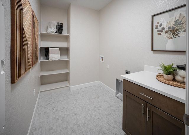 10309 Ultar Dr, Stockton, CA 95219