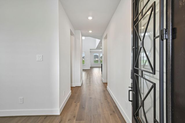 17767 Mill Manor Drive, Montgomery, TX 77316