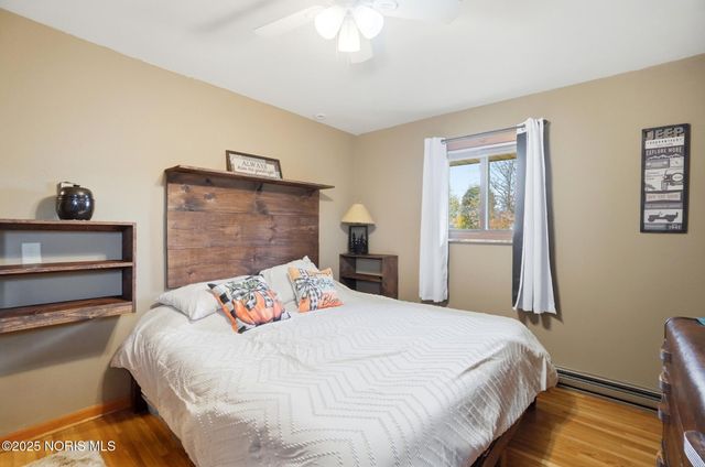 326 Pepperton Drive, Oregon, OH 43616