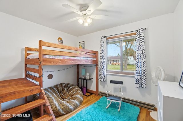 326 Pepperton Drive, Oregon, OH 43616