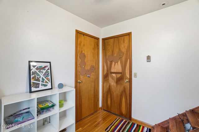 326 Pepperton Drive, Oregon, OH 43616