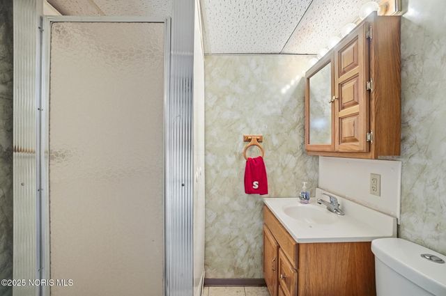 326 Pepperton Drive, Oregon, OH 43616