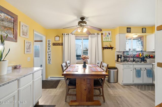 326 Pepperton Drive, Oregon, OH 43616