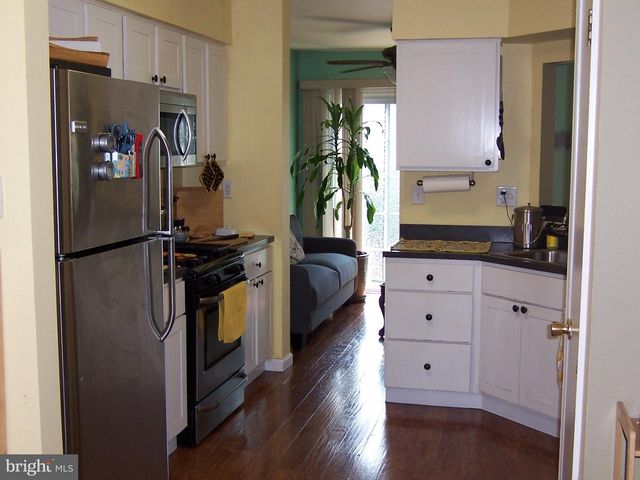 672 TOMLINSON LN, Yardley, PA 19067