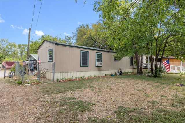 507 Hackberry Street, Brownwood, TX 76801