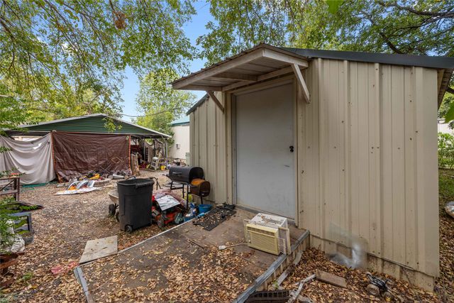 507 Hackberry Street, Brownwood, TX 76801