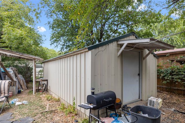 507 Hackberry Street, Brownwood, TX 76801