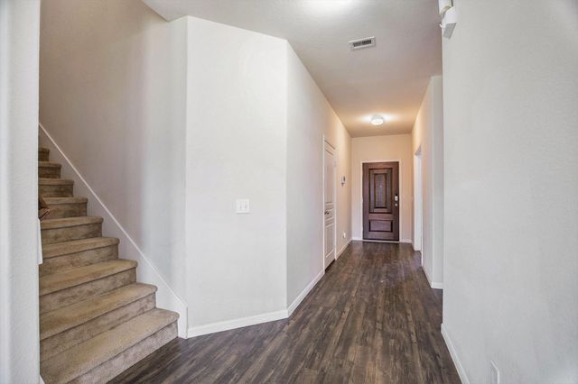 19607 Whitehaven Meadow Trail, Cypress, TX 77429