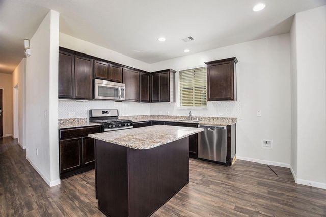 19607 Whitehaven Meadow Trail, Cypress, TX 77429